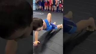 Лайк и Подписку он точно заслужил 💪