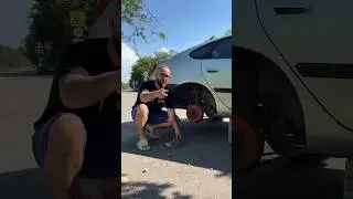 Спасём колёса #shorts #машиниус #авто #ремонтавто #сняликолеса #нива #dudinph #тойота #гараж #ваз