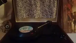 Oya Nurdan - Ben satılık değilim (Plak kaydı)