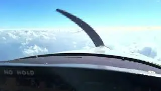 Wolkenflug mit der Grumman Tiger