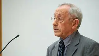 'The lion beneath the throne: law as history': The 2016 Sir David Williams Lecture (audio)