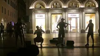 Street music in Rome