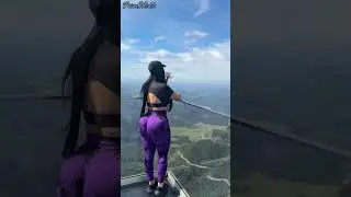 Marian Gomez: The Colombian Beauty Dominating Instagram | Plus Size Curvy Model | Bio & Facts