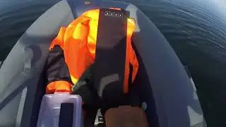 Не хотели перетаскивать лодку!🤣 Пролезли под мостом. Река Проня.