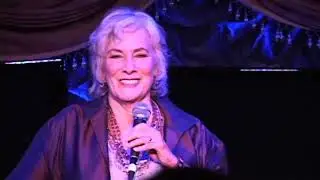 'BETTY'S BACK' - Buckley Sings 'CARRIE'