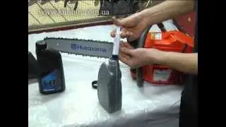 Chainsaw refueling