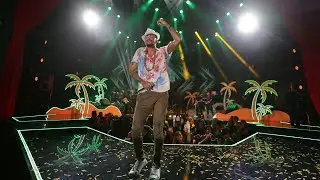 Bundada no chão - Lambasaia - DVD Baile do cafajeste