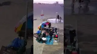 Violin player at Santa Monica beach