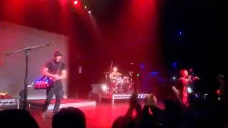 Lindsey Stirling LIVE - Roundtable Rival (Melbourne 2015)