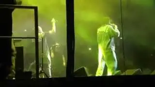 Future runs on stage during Snoop's set