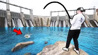Fishing a MASSIVE DAM that's INFESTED with Bass (Public Bass Fishing)