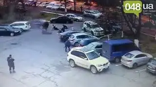 Момент підриву поліцейських та цивільних в Одесі