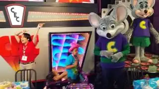 Chuck e cheese birthday for triplets