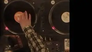 Hard House vinyl mix, Bouncy and hardcore set.  Bassline and hard dance music!
