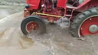 OFF ROAD на советском тракторе Т-25А с прицепом. Было нелегко, но мы справились) #tractor #youtube