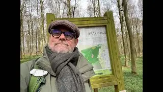 LIVE VANUIT HET BOS…. Tijdens de fotoscouting voor composities met boshyacinten …