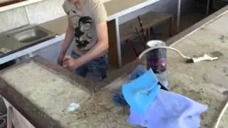 Ваня готовит бар к сезону