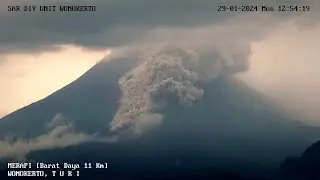 Merapi Volcano Pyroclastic Flow - Massive Snow Totals Coming To The West - Stone Age Europe Cultures