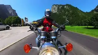 Moped tour without chanting
