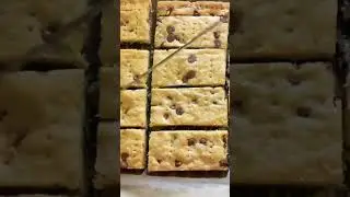 Perfect chocolate chip shortbread fingers! Full video on my channel 😋👍🏴󠁧󠁢󠁳󠁣󠁴󠁿 #scottish