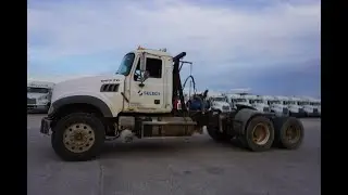 2015 MACK GRANITE GU713