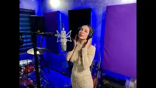 Alexandra Holek - Loyal Brave True (studio cover)