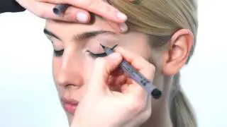 GRAFISK EYELINER
