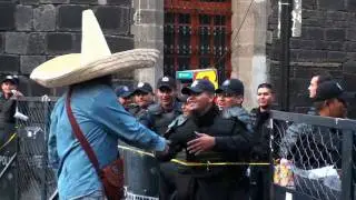 ¿Qué Pasa? Trailer