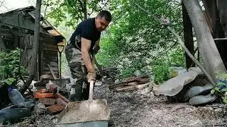 Строю русскую печь,для лачуги .В лесу.