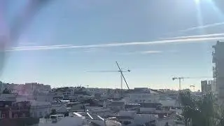 Uma desmonta a outra #brasil #frankcyerris #portugal #viral #viralvideo #construction #obra