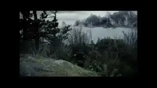 Arrow S01E01 - Oliver Queen Escapes From the Island