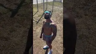 Calisthenic Athlete Vs BodyBuilder A Clean Muscle Up @MrVelocity_