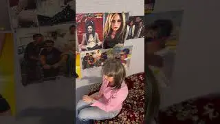 Модница из нулевых!))