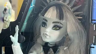 MONSTER HIGH FRANKIE STEIN SKULLTIMATE SECRETS 2: FEARIDESCENT UNBOXING!!!