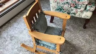 Corner stool finds a corner