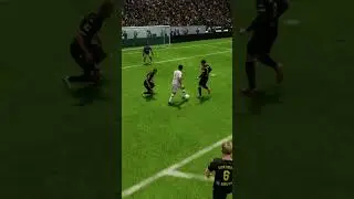 TACKLE HIM IF YOU CAN 🤡 BELLINGHAM IS A BEAST IN EA FC 24 🔥 #shorts #eafc24 #eafc #gaming