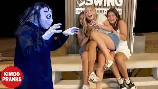 Top Funniest Reactions of Momo Prank. SCARE CAM Pranks/Funny Videos/Halloween Prank/Bushman Prank