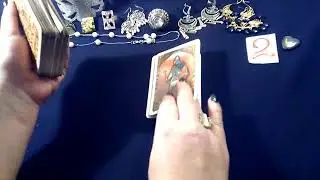 ЛЮБОВНЫЙ ТРЕУГОЛЬНИК .    ДВЕ ЖЕНЩИНЫ и ОДИН МУЖЧИНА