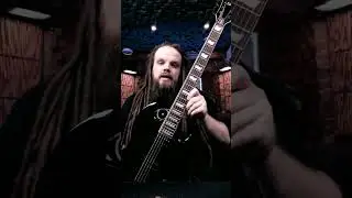 😳Как на такой 🎸 играть?!