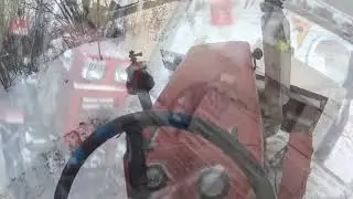 Синтай 120. Чистим снег до темна. Свернул лопату.