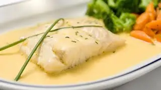 Рыбка под соусом бешамель.