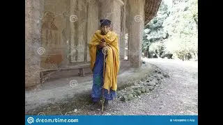 የዘማሪ ቀሲስ አሸናፊ ገብረማርያም ዝሙር   እንዴት እንዳኖርከኝ አላውቅም