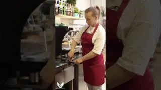 Обучение латте арт short #shorts #barista #cappuccinocoffee #latteart