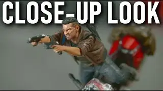 Close-Up Look Into Cyberpunk 2077 Collector's Edition Statue!