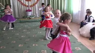 Танец стиляг