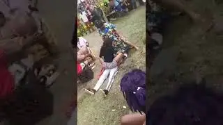 Baldız Enişteye Twerk Yapıyor - Değişik Bir Afrika Adeti