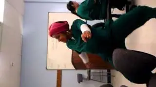 Pregnant arab dancing to the thong song lmao