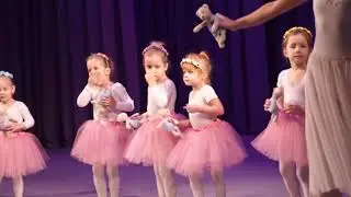 Танец с куклами