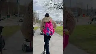 Food delivering robot