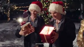 С наступающим Новым Годом!